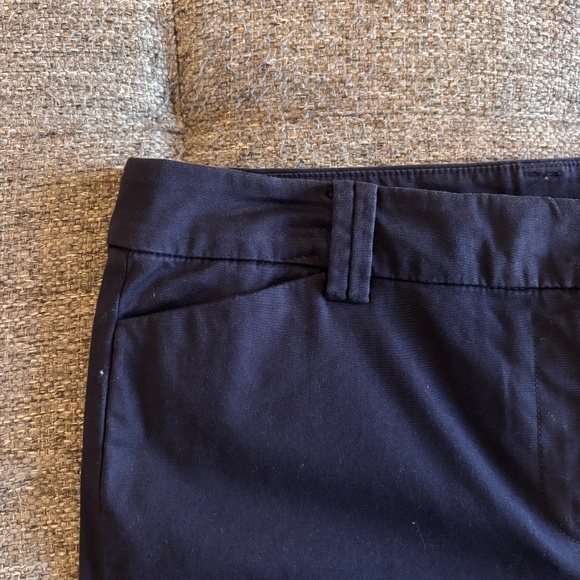 Talbots Women's Navy Blue SZ 8 Shorts - Picture 4 of 12